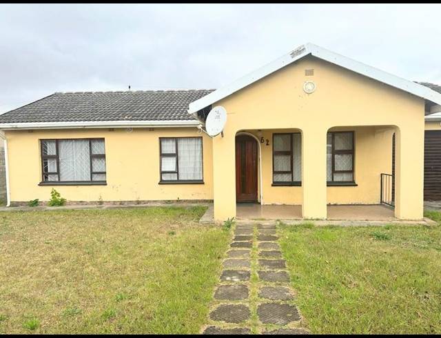 3 BEDROOM HOUSE FOR SALE IN HILLCREST